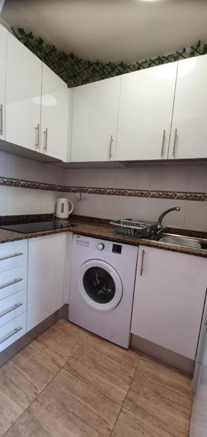 Harbour View - 2 Bed Apt - Torrevieja Appartement Buitenkant foto