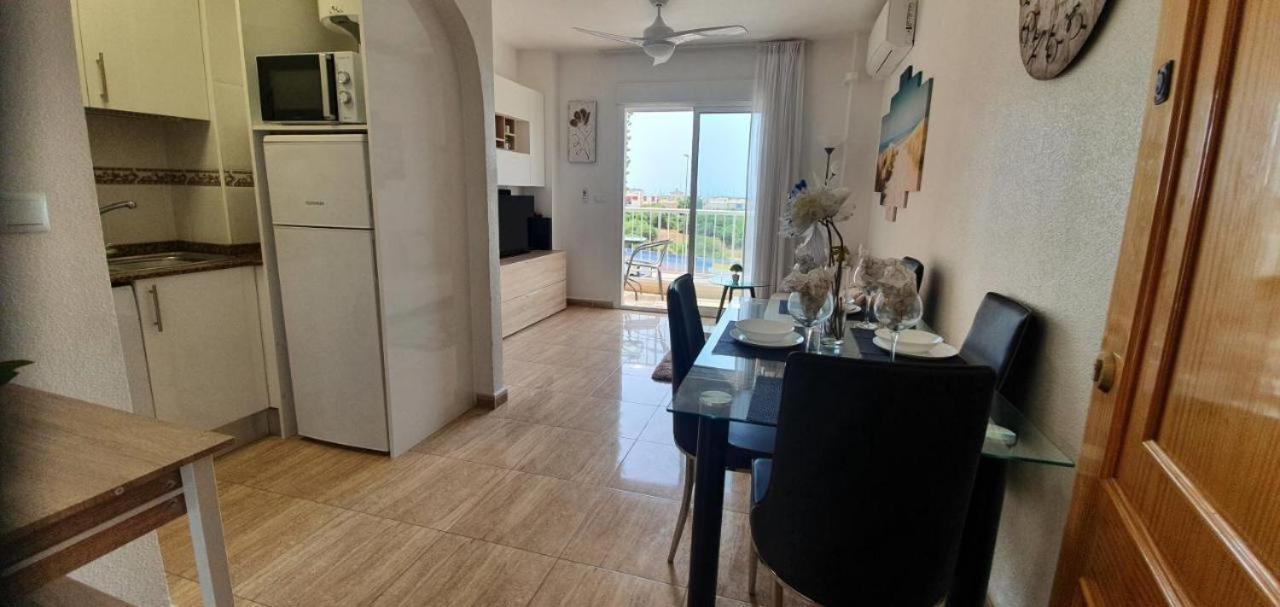 Harbour View - 2 Bed Apt - Torrevieja Appartement Buitenkant foto